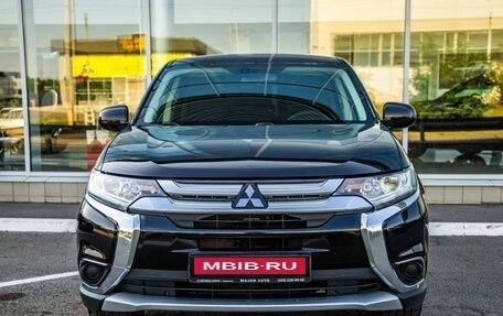 Mitsubishi Outlander III рестайлинг 3, 2017 год, 1 778 000 рублей, 2 фотография