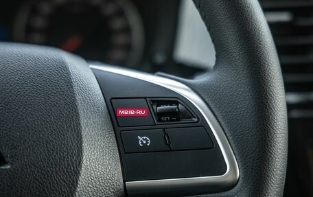 Mitsubishi Outlander III рестайлинг 3, 2017 год, 1 778 000 рублей, 19 фотография