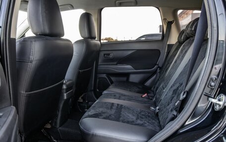 Mitsubishi Outlander III рестайлинг 3, 2017 год, 1 778 000 рублей, 37 фотография