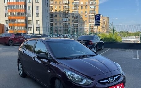 Hyundai Solaris II рестайлинг, 2011 год, 685 000 рублей, 4 фотография