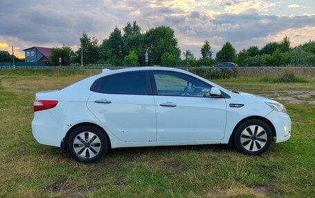 KIA Rio III рестайлинг, 2012 год, 550 000 рублей, 4 фотография