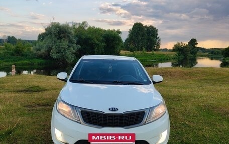 KIA Rio III рестайлинг, 2012 год, 550 000 рублей, 3 фотография