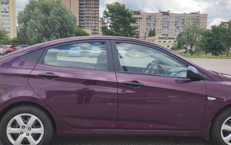Hyundai Solaris II рестайлинг, 2011 год, 650 000 рублей, 7 фотография
