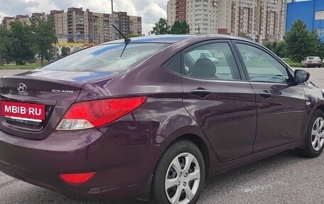 Hyundai Solaris II рестайлинг, 2011 год, 650 000 рублей, 6 фотография