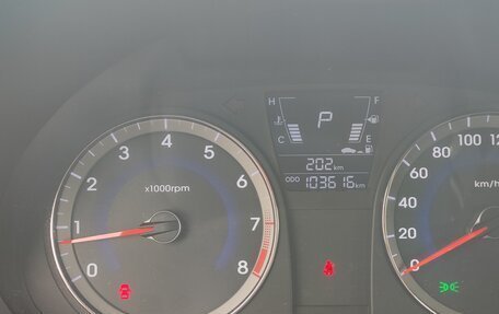 Hyundai Solaris II рестайлинг, 2011 год, 650 000 рублей, 15 фотография
