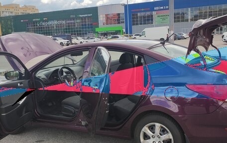 Hyundai Solaris II рестайлинг, 2011 год, 650 000 рублей, 18 фотография