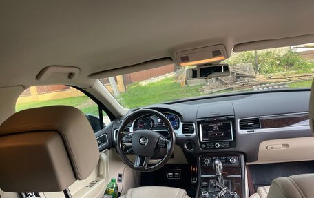 Volkswagen Touareg III, 2012 год, 2 050 000 рублей, 8 фотография