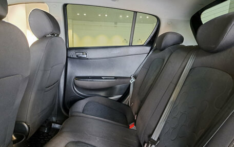 Hyundai i20 IB рестайлинг, 2010 год, 660 000 рублей, 16 фотография
