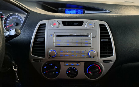 Hyundai i20 IB рестайлинг, 2010 год, 660 000 рублей, 19 фотография