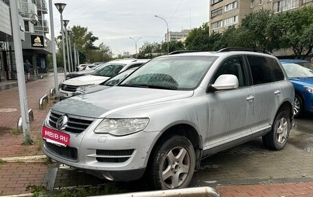 Volkswagen Touareg III, 2007 год, 1 100 000 рублей, 2 фотография