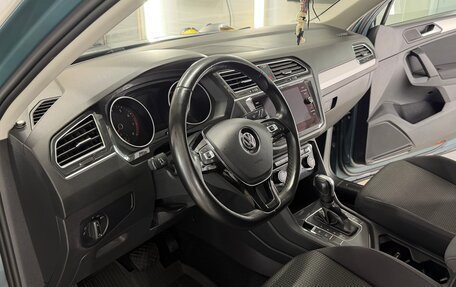 Volkswagen Tiguan II, 2020 год, 2 340 000 рублей, 12 фотография