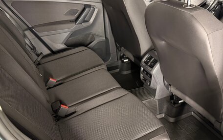 Volkswagen Tiguan II, 2020 год, 2 340 000 рублей, 15 фотография