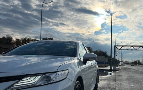 Toyota Camry, 2021 год, 3 150 000 рублей, 8 фотография