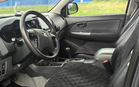 Toyota Hilux VII, 2013 год, 5 000 000 рублей, 11 фотография