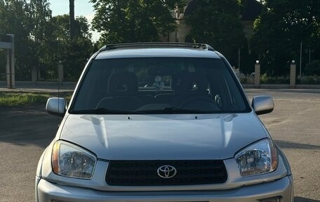 Toyota RAV4, 2001 год, 620 000 рублей, 2 фотография