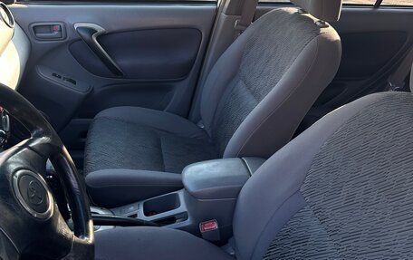 Toyota RAV4, 2001 год, 620 000 рублей, 10 фотография