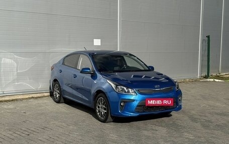 KIA Rio IV, 2019 год, 965 000 рублей, 3 фотография