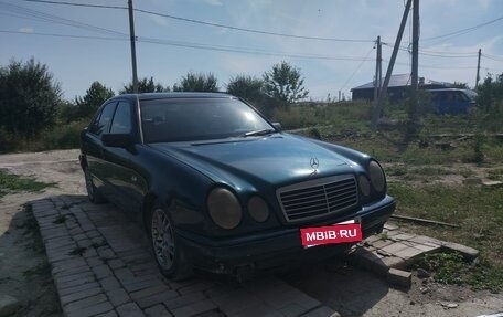 Mercedes-Benz E-Класс, 1997 год, 360 000 рублей, 4 фотография