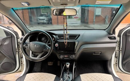 KIA Rio III рестайлинг, 2012 год, 900 000 рублей, 19 фотография