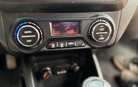 KIA Rio III рестайлинг, 2012 год, 900 000 рублей, 20 фотография