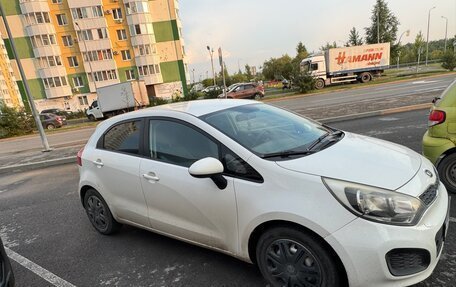 KIA Rio III рестайлинг, 2014 год, 600 000 рублей, 3 фотография