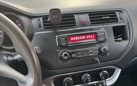 KIA Rio III рестайлинг, 2014 год, 600 000 рублей, 4 фотография