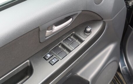 Suzuki SX4 II рестайлинг, 2009 год, 1 100 000 рублей, 24 фотография