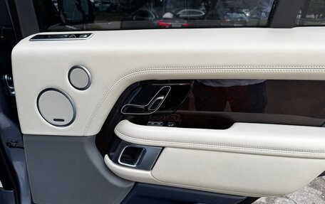 Land Rover Range Rover IV рестайлинг, 2022 год, 8 700 000 рублей, 10 фотография