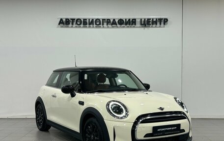 MINI Hatch, 2022 год, 2 740 000 рублей, 3 фотография