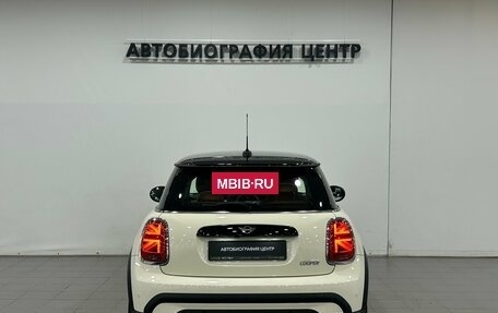 MINI Hatch, 2022 год, 2 740 000 рублей, 5 фотография