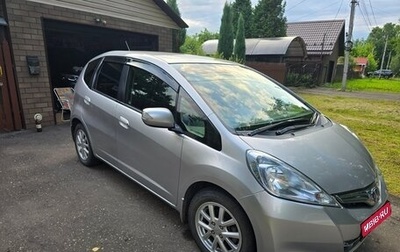 Honda Fit III, 2011 год, 700 000 рублей, 1 фотография