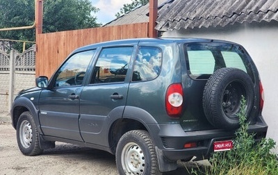 Chevrolet Niva I рестайлинг, 2018 год, 600 000 рублей, 1 фотография