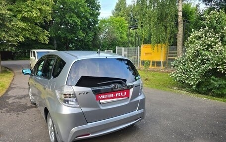 Honda Fit III, 2011 год, 700 000 рублей, 4 фотография