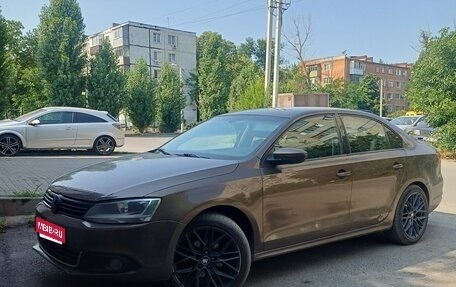 Volkswagen Jetta VI, 2011 год, 950 000 рублей, 1 фотография