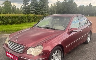 Mercedes-Benz C-Класс, 2004 год, 387 000 рублей, 1 фотография