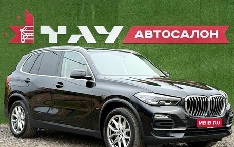 BMW X5, 2019 год, 5 990 000 рублей, 1 фотография