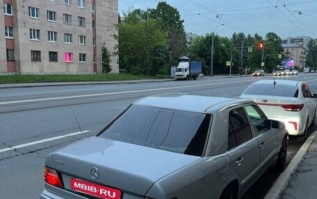 Mercedes-Benz W124, 1988 год, 310 000 рублей, 2 фотография