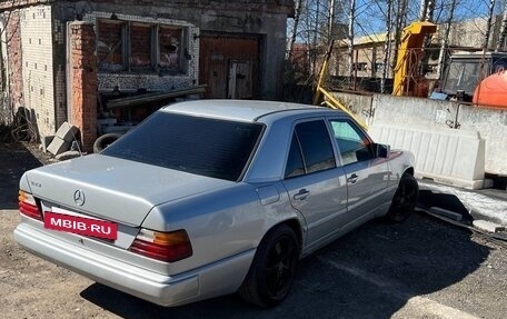 Mercedes-Benz W124, 1988 год, 310 000 рублей, 7 фотография