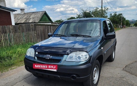 Chevrolet Niva I рестайлинг, 2018 год, 600 000 рублей, 6 фотография