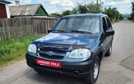 Chevrolet Niva I рестайлинг, 2018 год, 600 000 рублей, 2 фотография