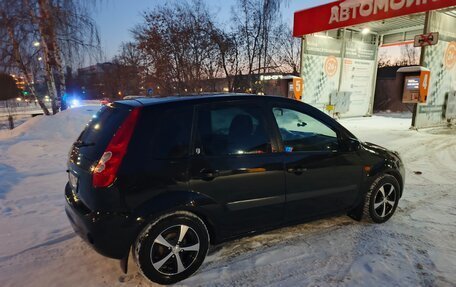 Ford Fiesta, 2007 год, 350 000 рублей, 10 фотография