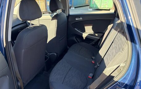 Hyundai Solaris II рестайлинг, 2015 год, 660 000 рублей, 12 фотография