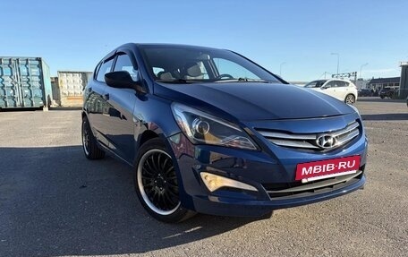 Hyundai Solaris II рестайлинг, 2015 год, 660 000 рублей, 4 фотография