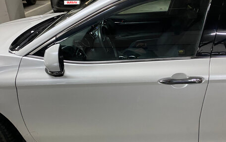 Toyota Camry, 2018 год, 2 850 000 рублей, 7 фотография