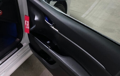 Toyota Camry, 2018 год, 2 850 000 рублей, 5 фотография