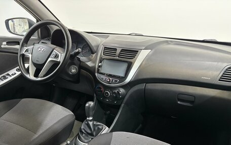 Hyundai Solaris II рестайлинг, 2012 год, 655 000 рублей, 15 фотография