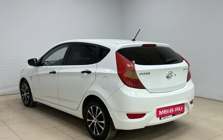 Hyundai Solaris II рестайлинг, 2012 год, 655 000 рублей, 9 фотография