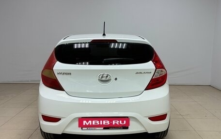 Hyundai Solaris II рестайлинг, 2012 год, 655 000 рублей, 8 фотография