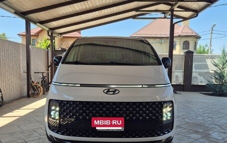 Hyundai Staria, 2021 год, 5 499 999 рублей, 2 фотография