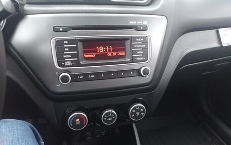 KIA Rio III рестайлинг, 2015 год, 830 000 рублей, 4 фотография